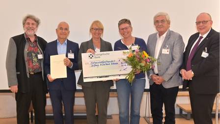 Preisverleihung an die Arche-Noah-Stiftung Ortenau